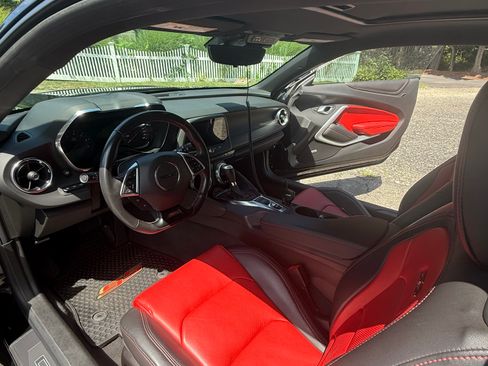 Used 2022 Chevrolet Camaro SS RWD image 14