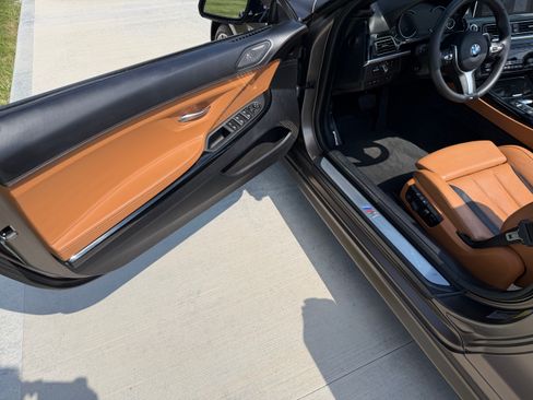 Used 2018 BMW 640i Convertible RWD image 14
