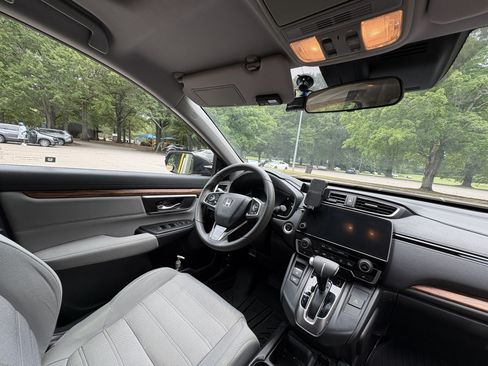Used 2017 Honda CR-V EX image 17