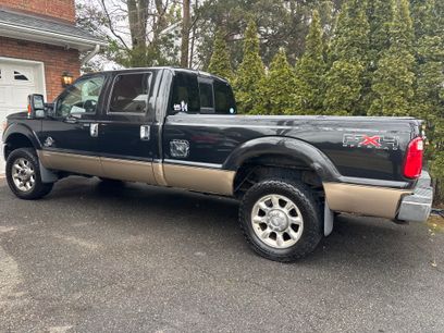Used 2011 Ford F350 Lariat w/ Lariat Ultimate Pkg