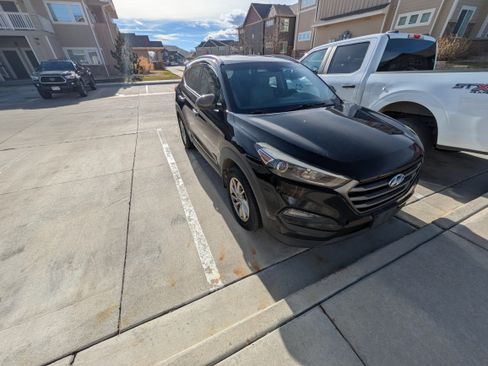Used 2016 Hyundai Tucson SE w/ Option Group 02 image 1