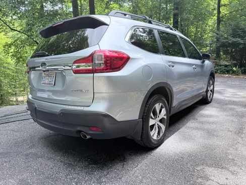 Used 2021 Subaru Ascent Premium w/ Convenience Package AWD/4WD image 10