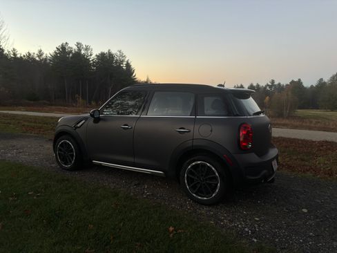 Used 2016 MINI Cooper Countryman S image 2