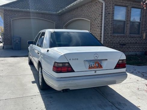 Used 1994 Mercedes-Benz E 320 Sedan image 2