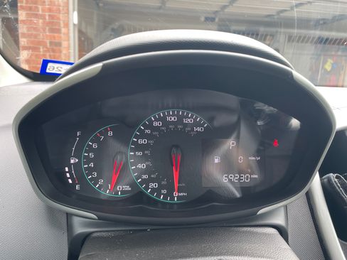 Used 2019 Chevrolet Sonic LT w/ RS Package image 11