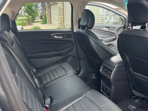Used 2016 Ford Edge SEL w/ Equipment Group 201A AWD/4WD image 13