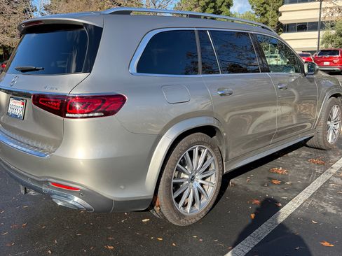 Used 2022 Mercedes-Benz GLS 450 4MATIC image 5