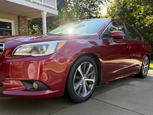 Used 2016 Subaru Legacy 2.5i Limited AWD/4WD image 6