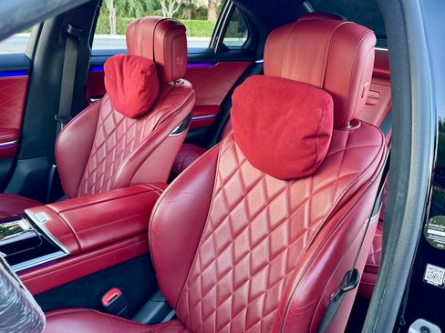 Used 2023 Mercedes-Benz S 500 4MATIC image 18