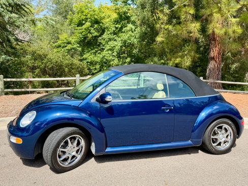 Used 2004 Volkswagen Beetle GLS FWD image 8