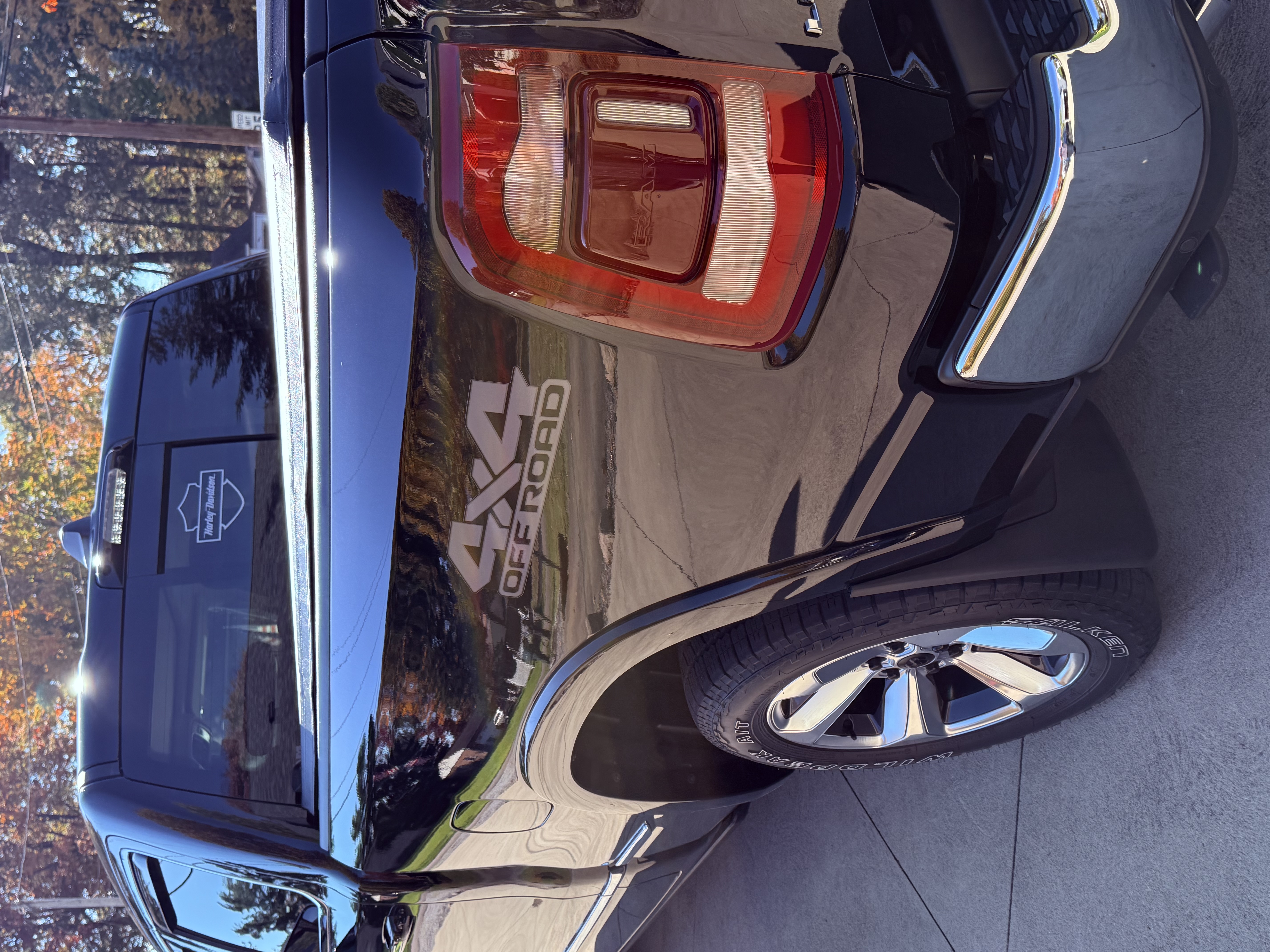 Used 2021 RAM 1500 Limited AWD/4WD image 4
