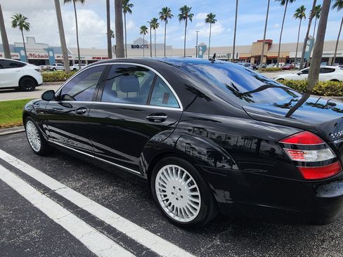 Used 2007 Mercedes-Benz S 550 image 8
