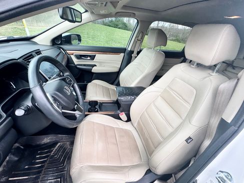 Used 2022 Honda CR-V Touring image 16