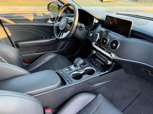 Used 2022 Kia Stinger GT2 w/ Scorpion Package image 11