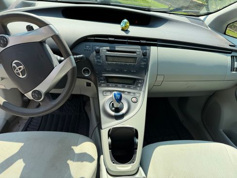Used 2010 Toyota Prius Five FWD image 10