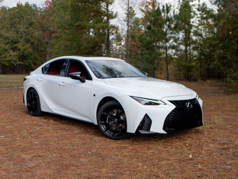 Used 2025 Lexus IS 500 image 1