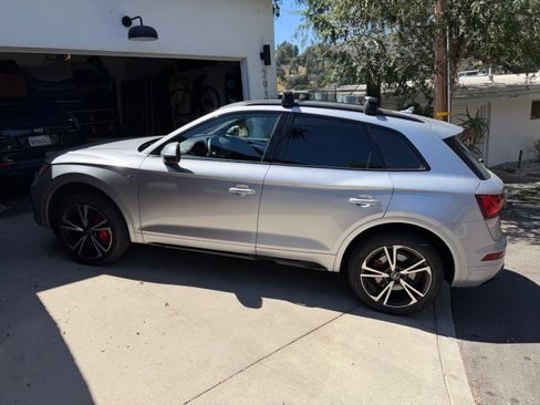 Used 2025 Audi Q5 2.0T Premium Plus w/ Premium Plus Package AWD/4WD image 6
