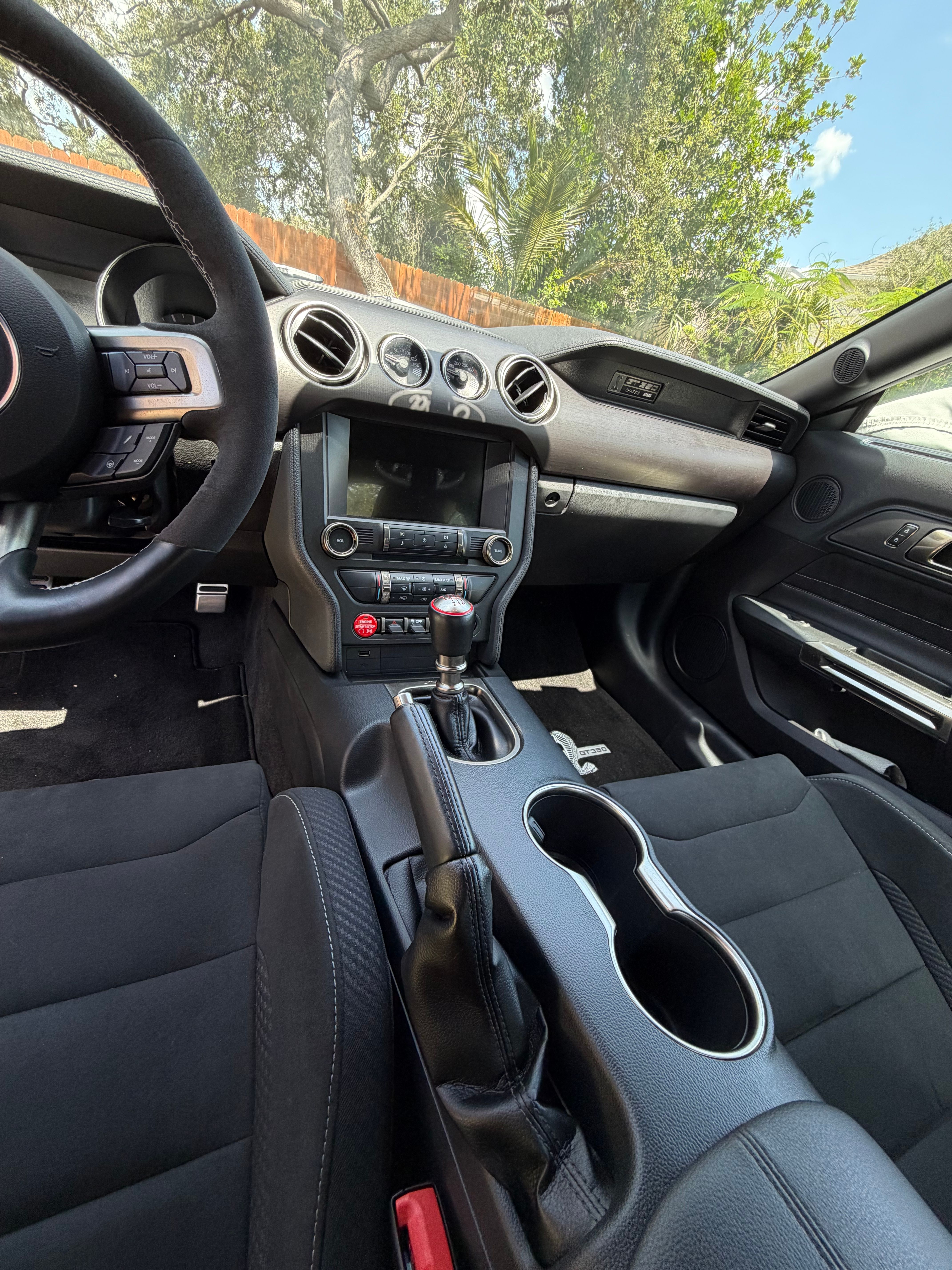 Used 2018 Ford Mustang Shelby GT350 w/ Electronics Package RWD image 15