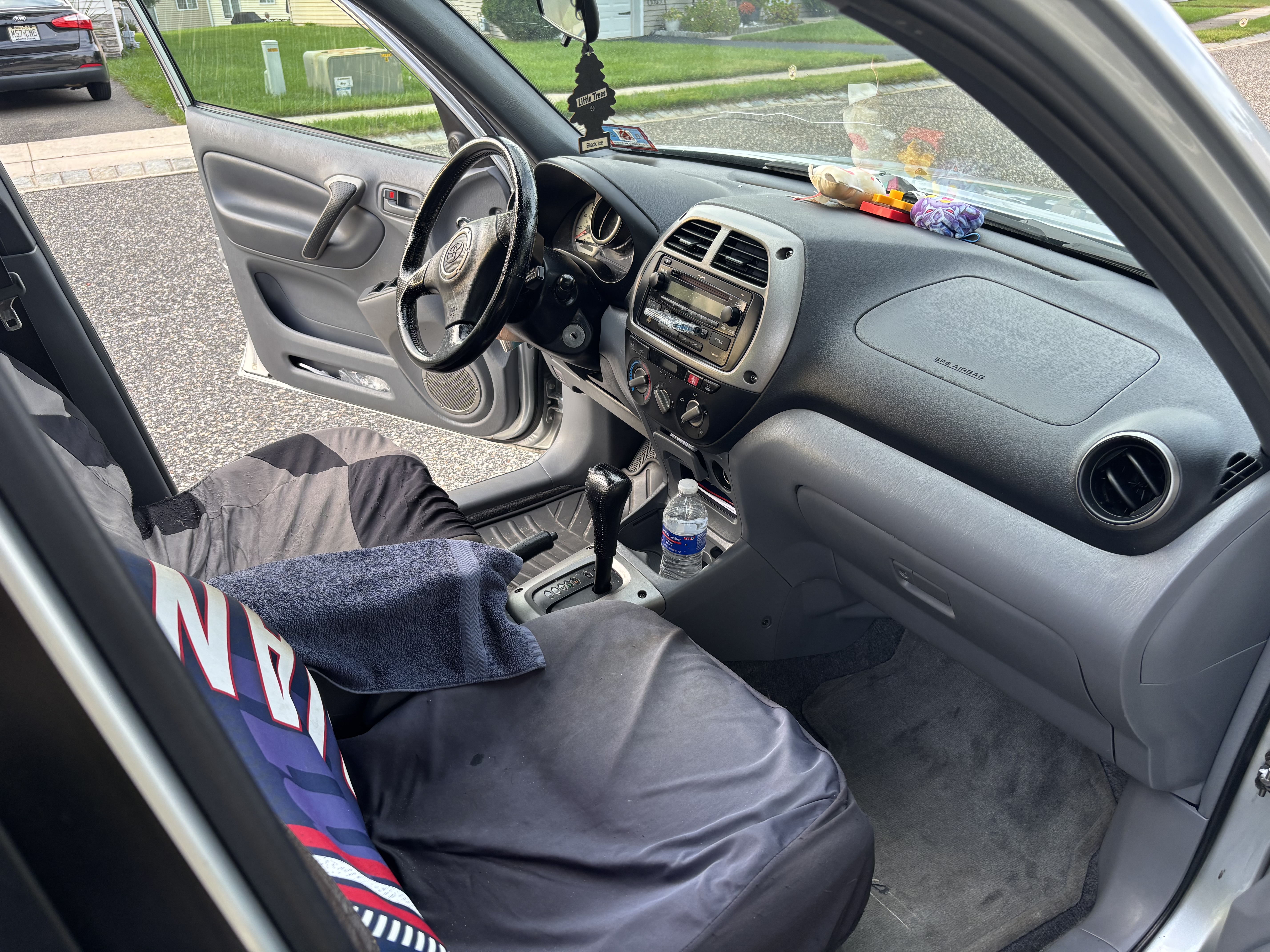 Used 2003 Toyota RAV4 4WD image 5