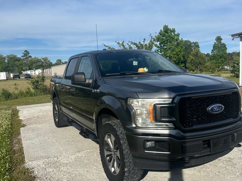 Used 2019 Ford F150 XL w/ Equipment Group 101A Mid AWD/4WD image 8