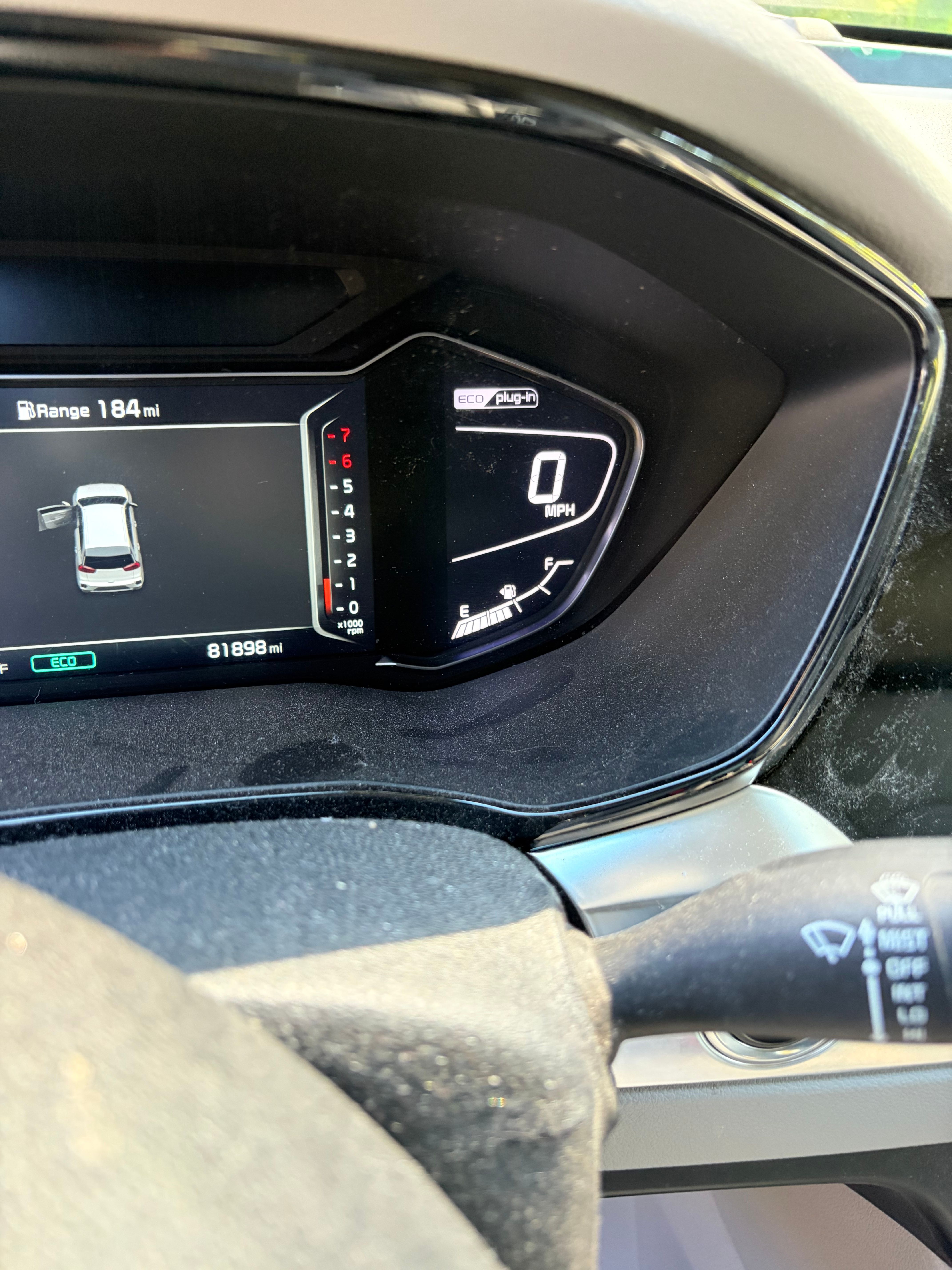 Used 2022 Kia Niro EX FWD image 11