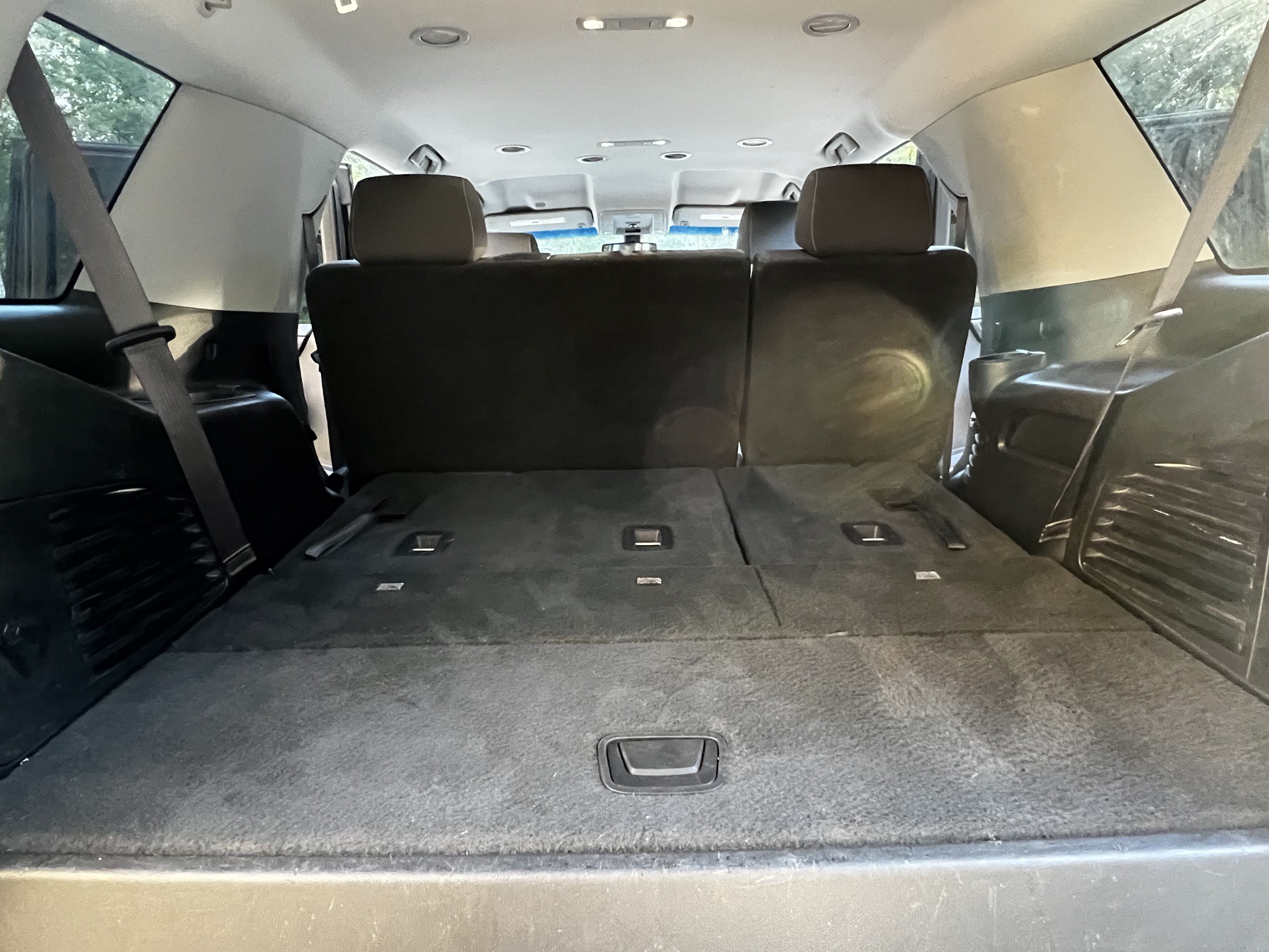 Used 2019 GMC Yukon SLE w/ Convenience Package AWD/4WD image 4