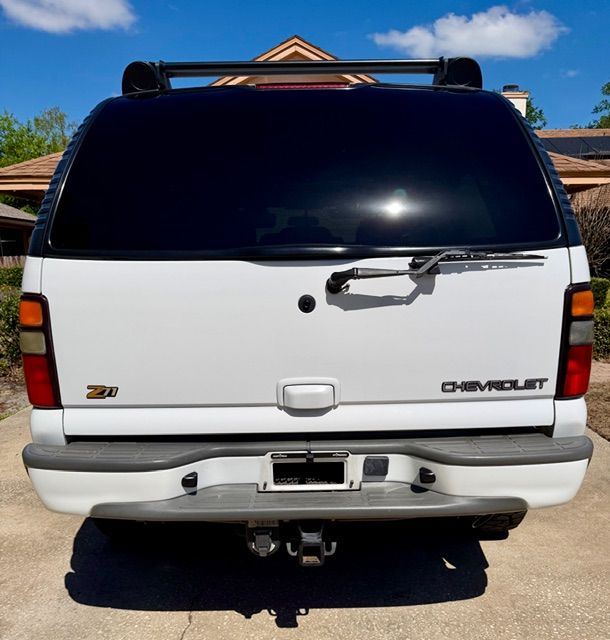 Used 2004 Chevrolet Tahoe Z71 w/ Z71 Preferred Equipment Group AWD/4WD image 26