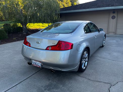 Used 2004 INFINITI G35 Coupe w/ Premium Pkg RWD image 12