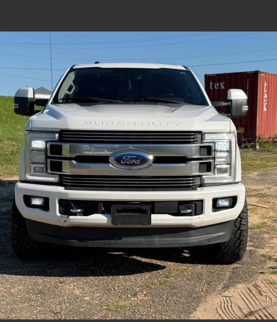 Used 2018 Ford F350 Limited w/ FX4 4x4 Off Road Package image 4