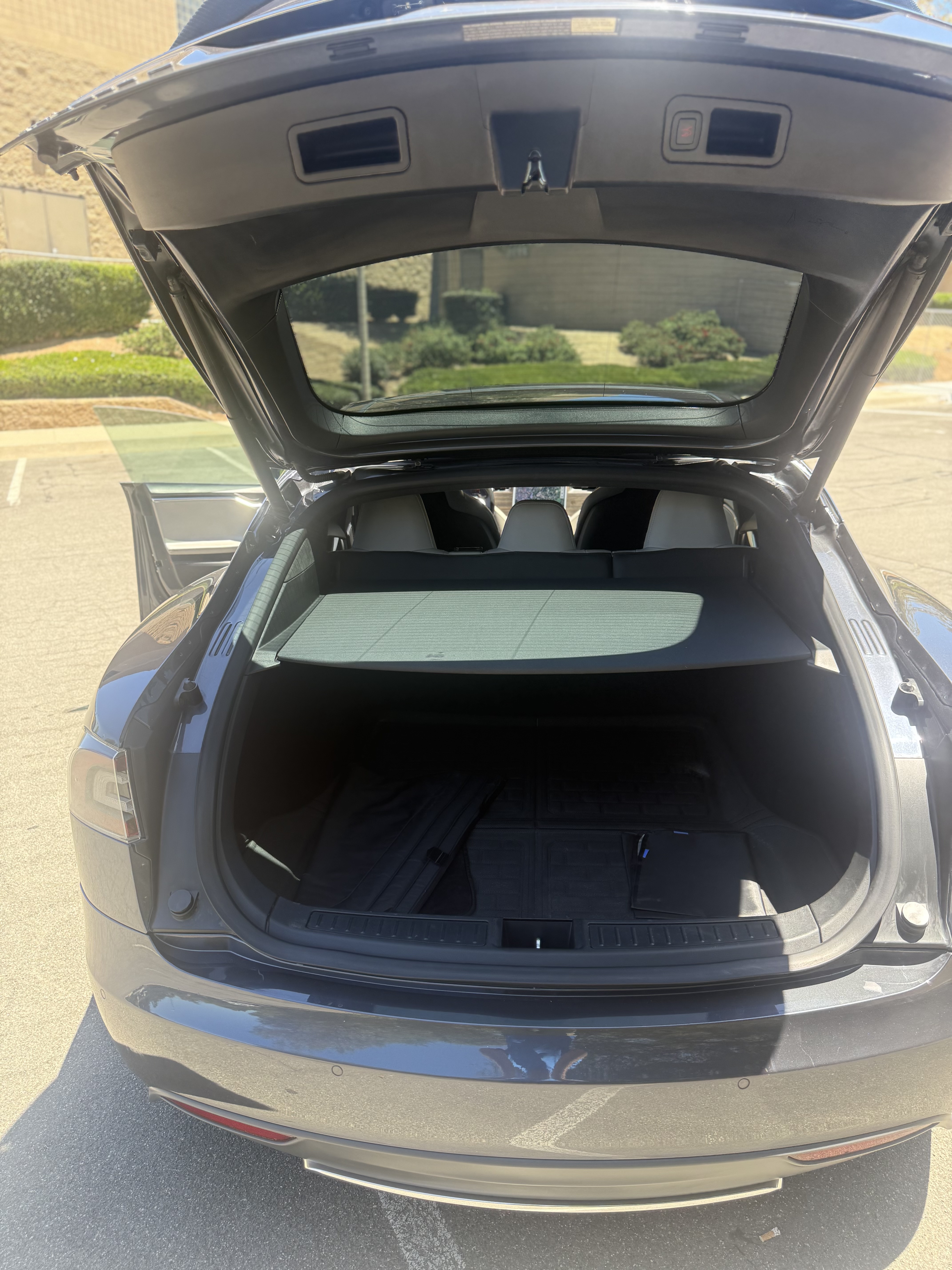 Used 2015 Tesla Model S 90D AWD/4WD image 11