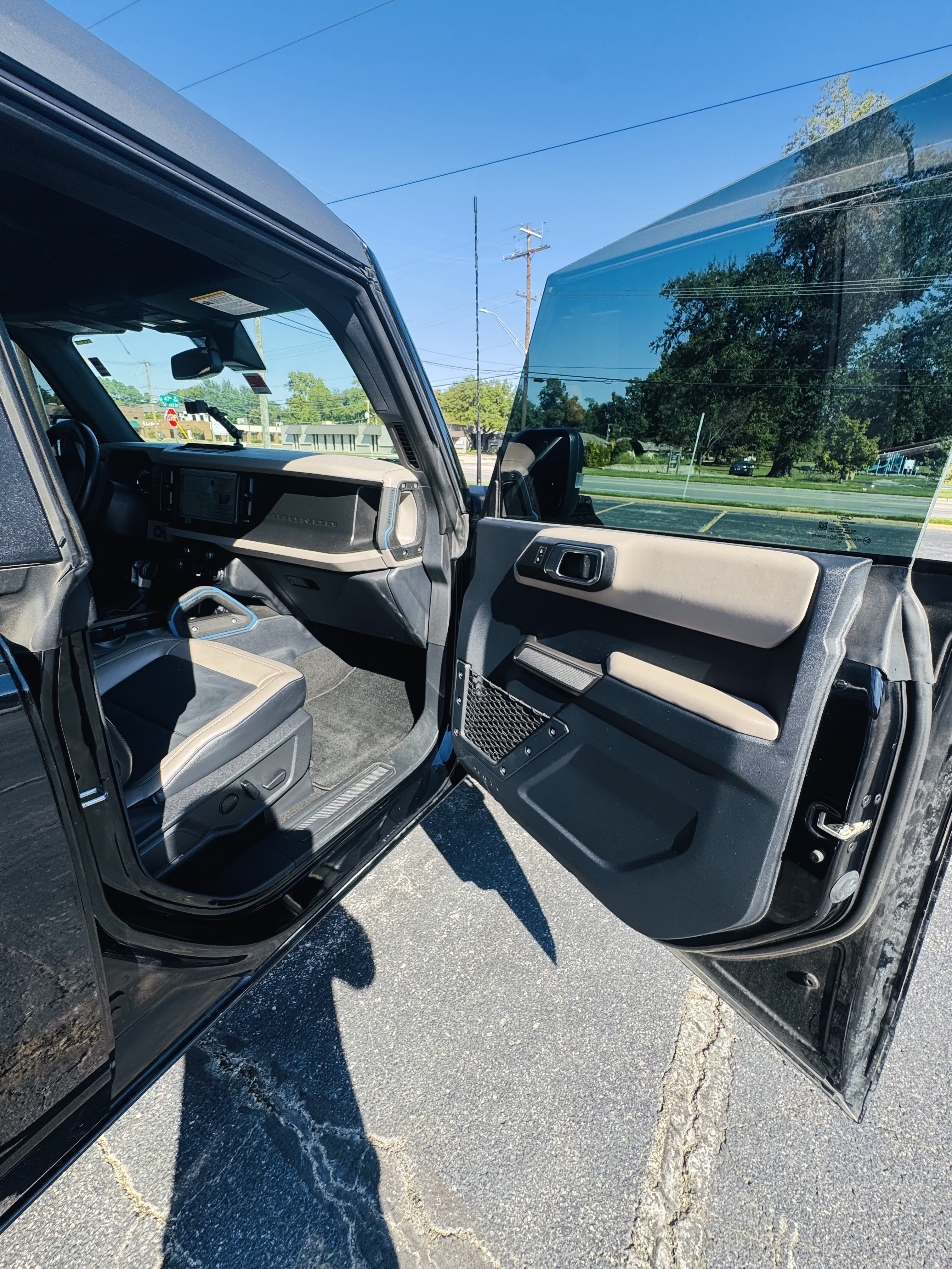 Used 2023 Ford Bronco Wildtrak AWD/4WD image 12