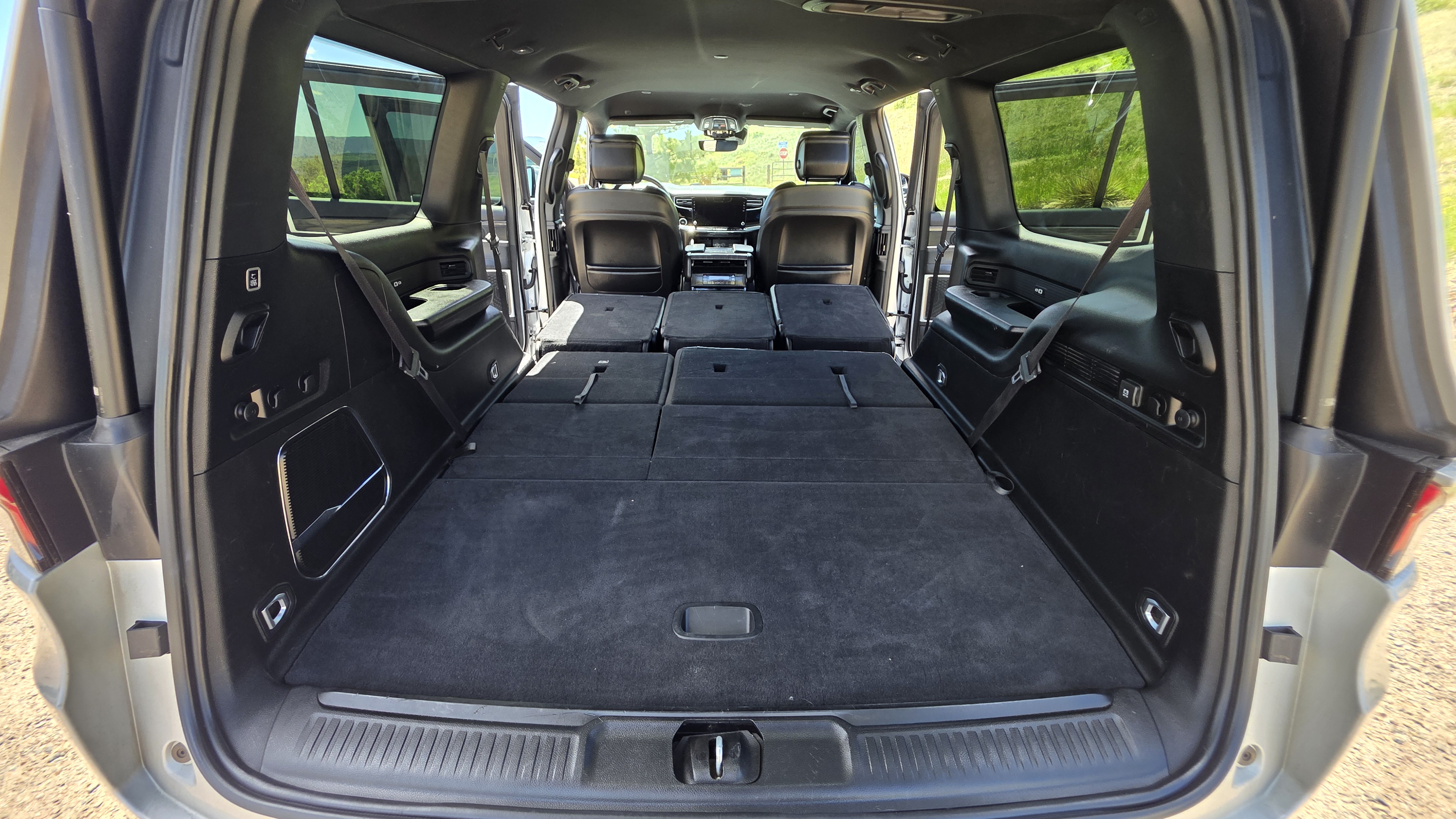 Used 2022 Jeep Wagoneer Series II AWD/4WD image 12
