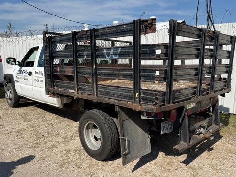 Used 2007 Chevrolet Silverado 3500 W/T image 4