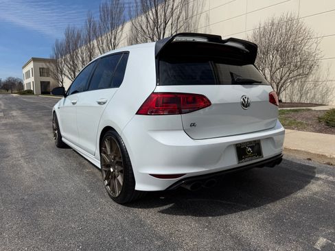 Used 2016 Volkswagen Golf R 4-Door AWD/4WD image 5