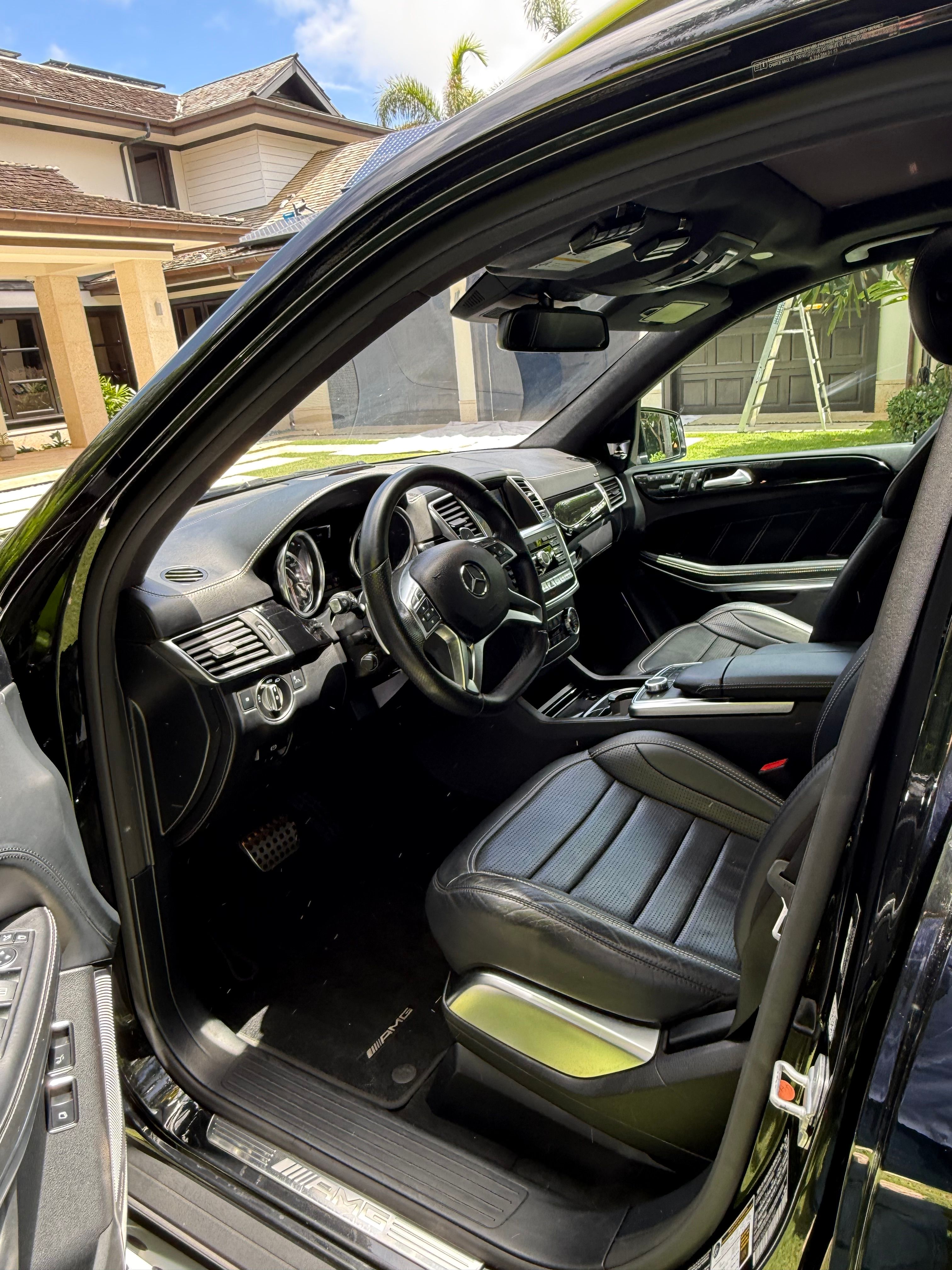Used 2014 Mercedes-Benz GL 63 AMG 4MATIC image 12