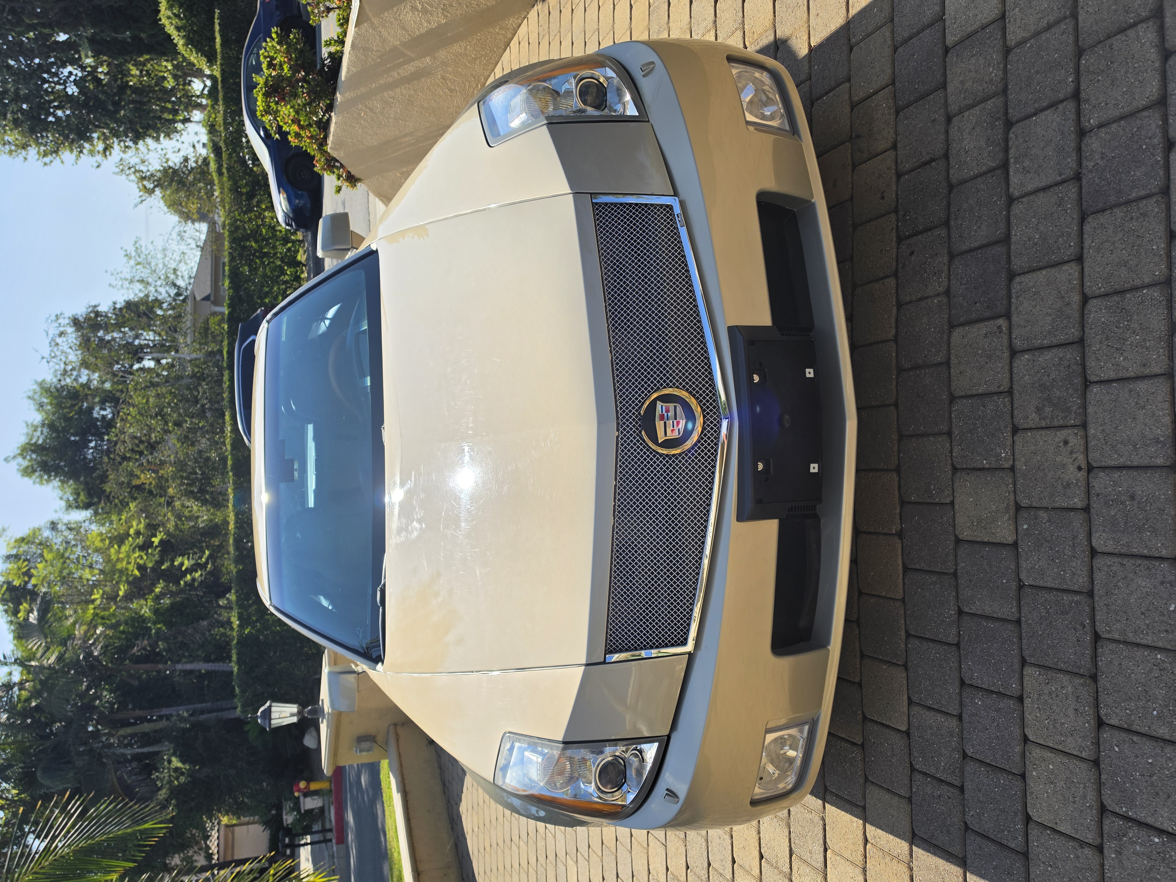 Used 2006 Cadillac XLR RWD image 2