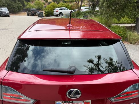 Used 2012 Lexus CT 200h Premium FWD image 9