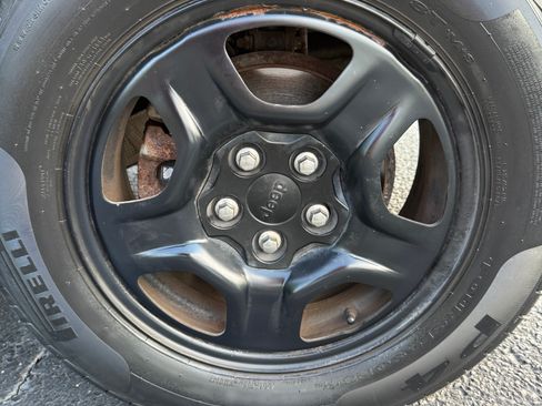 Used 2019 Jeep Renegade Sport AWD/4WD image 11
