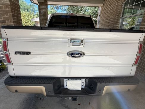 Used 2012 Ford F150 Lariat w/ Lariat Chrome Pkg AWD/4WD image 4
