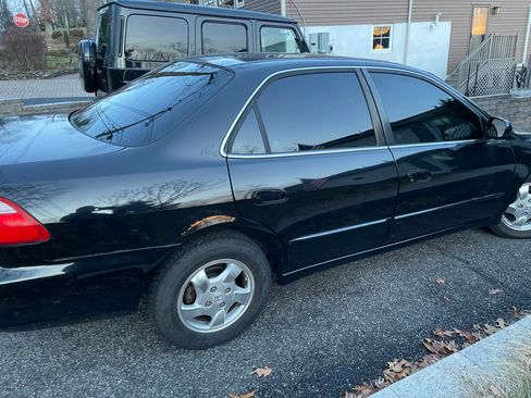 Used 1999 Honda Accord EX image 10