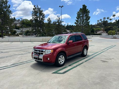 Used 2012 Ford Escape Limited FWD image 4