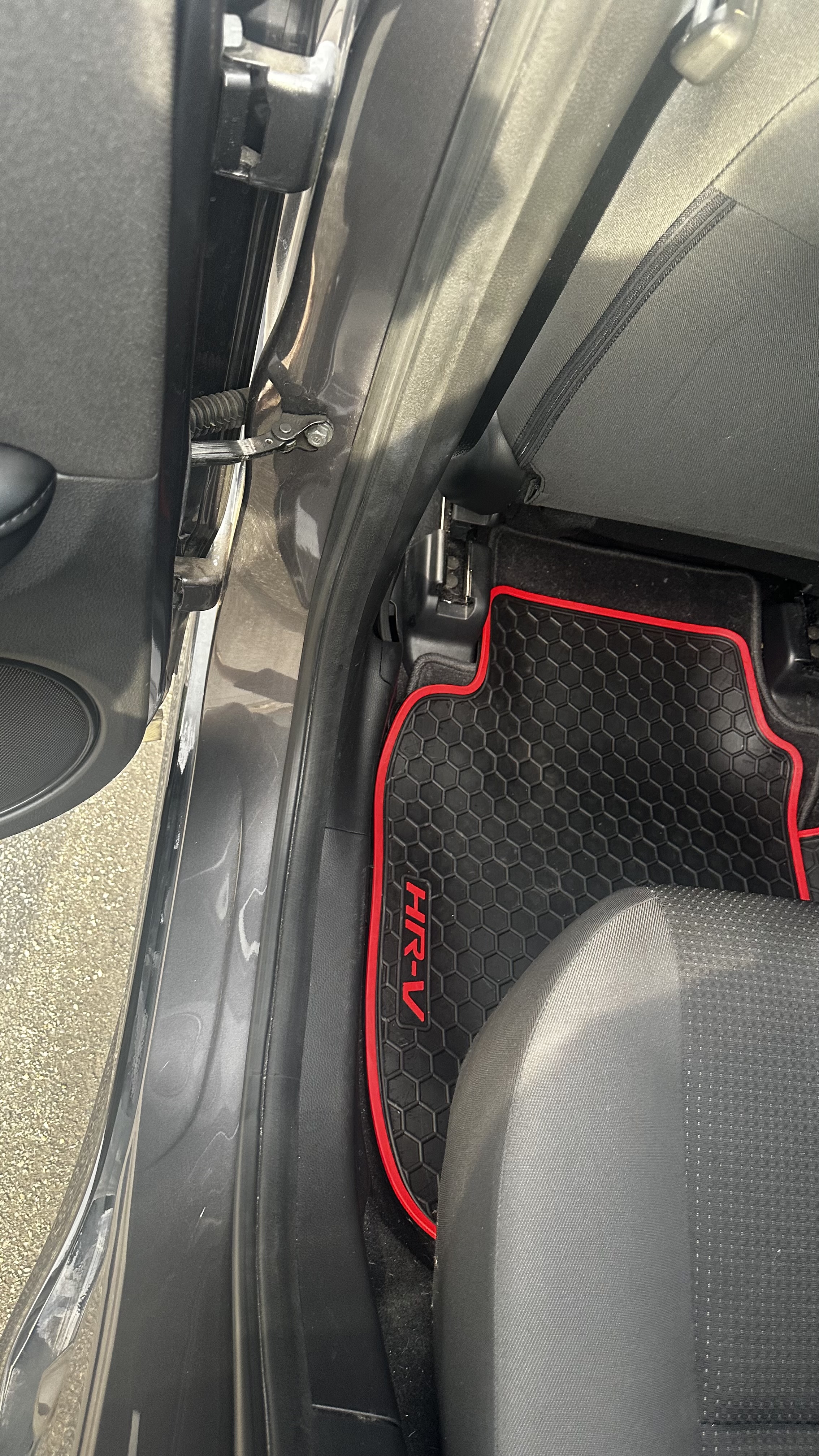 Used 2019 Honda HR-V Sport image 9