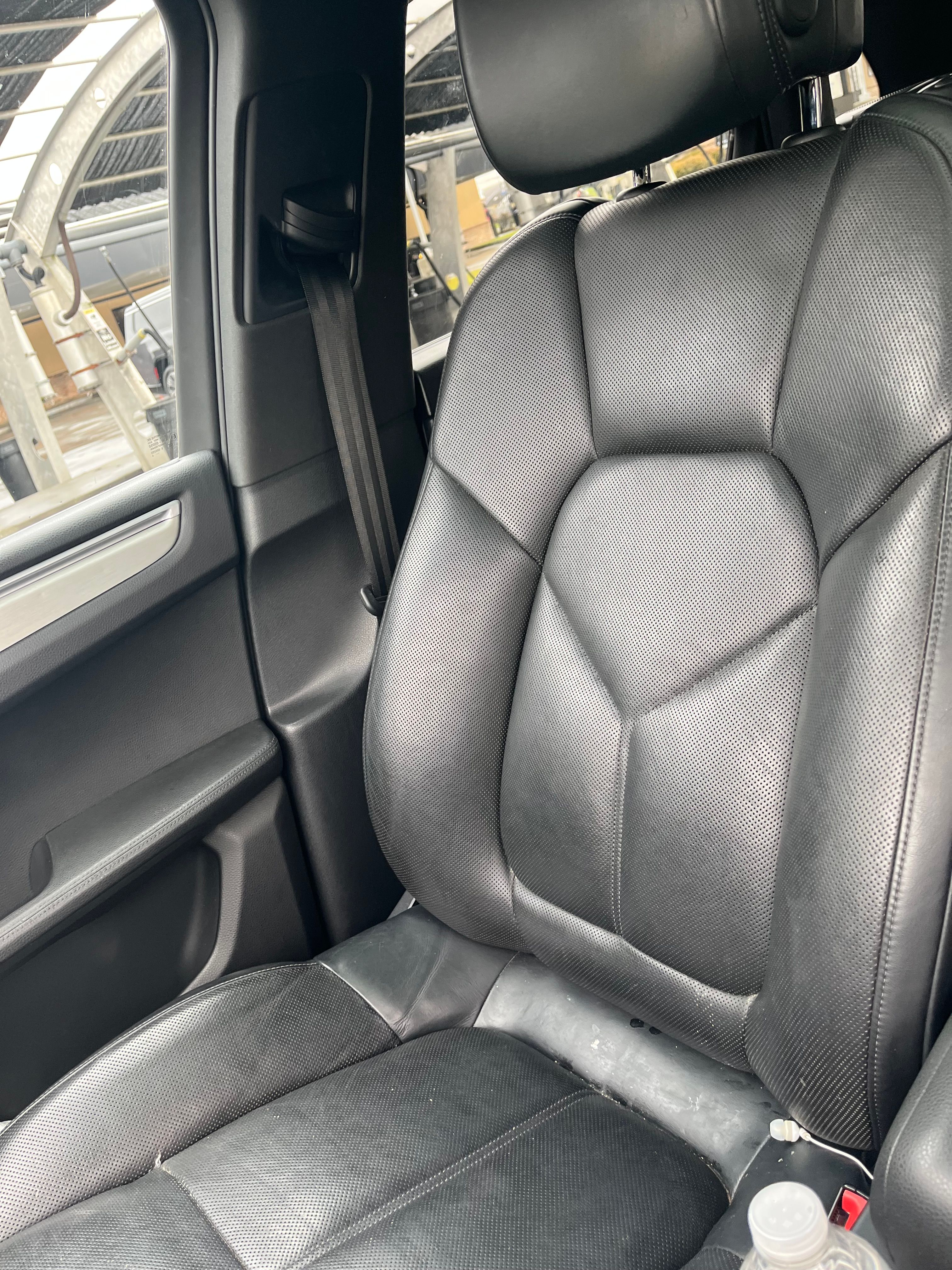 Used 2015 Porsche Macan S AWD/4WD image 16