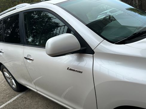 Used 2010 Toyota Highlander Limited image 6