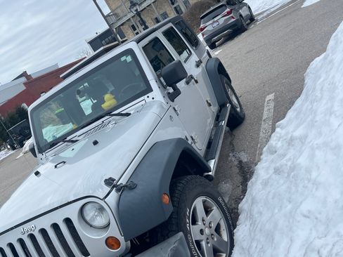 Used 2007 Jeep Wrangler Unlimited X image 1