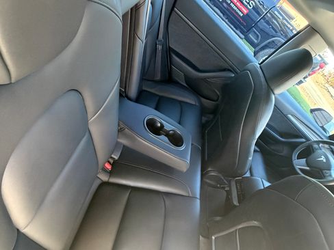 Used 2023 Tesla Model 3 Standard Range RWD image 16