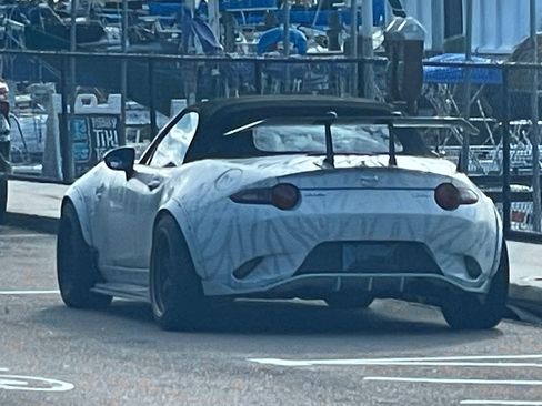 Used 2016 MAZDA MX-5 Miata Club image 2