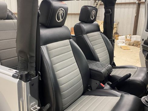 Used 2009 Jeep Wrangler Rubicon w/ Dual Top Group image 14