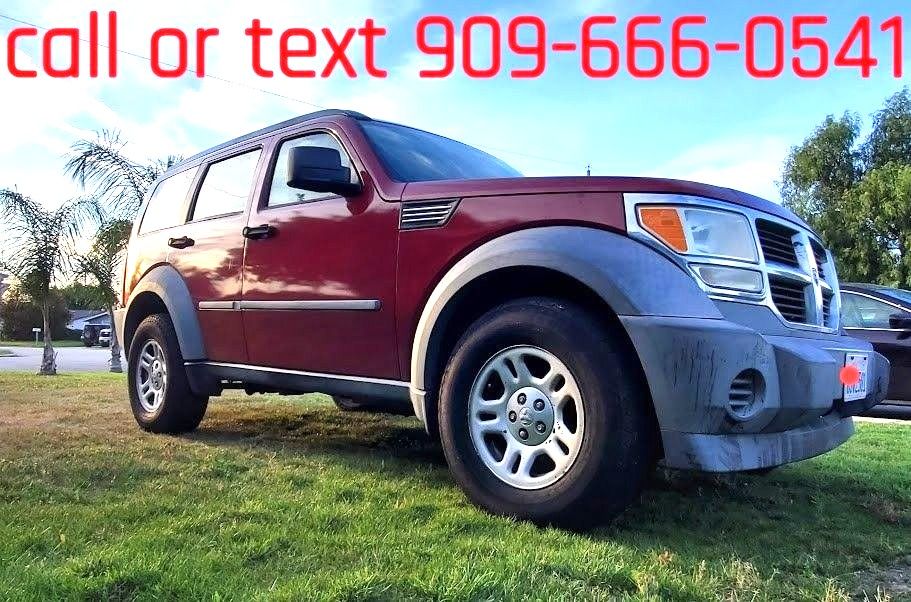 Used 2008 Dodge Nitro SXT RWD image 2