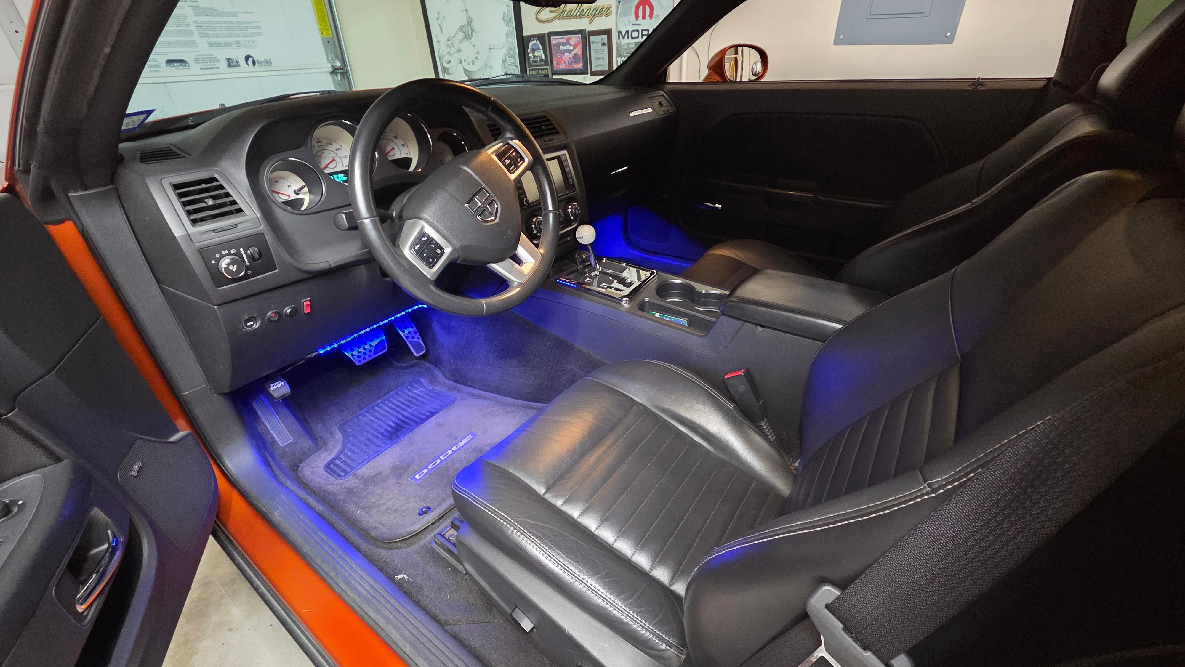 Used 2011 Dodge Challenger R/T w/ Sound Group II RWD image 12